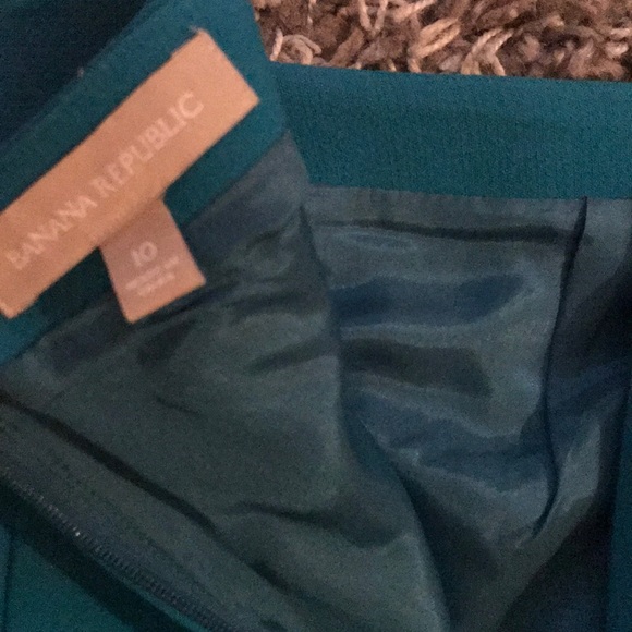 Banana Republic Blue Skirt - Picture 5 of 5